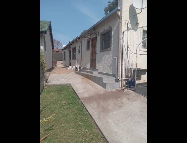 3 BEDROOM HOUSE FOR SALE IN BIRCH ACRES